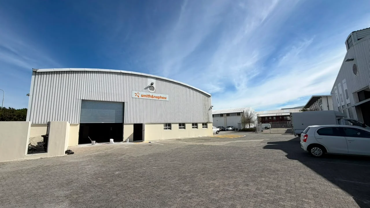 Rainbow Park, 12 Rainbow Close, Unit 4, Montague Gardens, Milnerton — Secure 1,108m² A-Grade Warehouse To Let | Rainbow Park | Montague Gardens