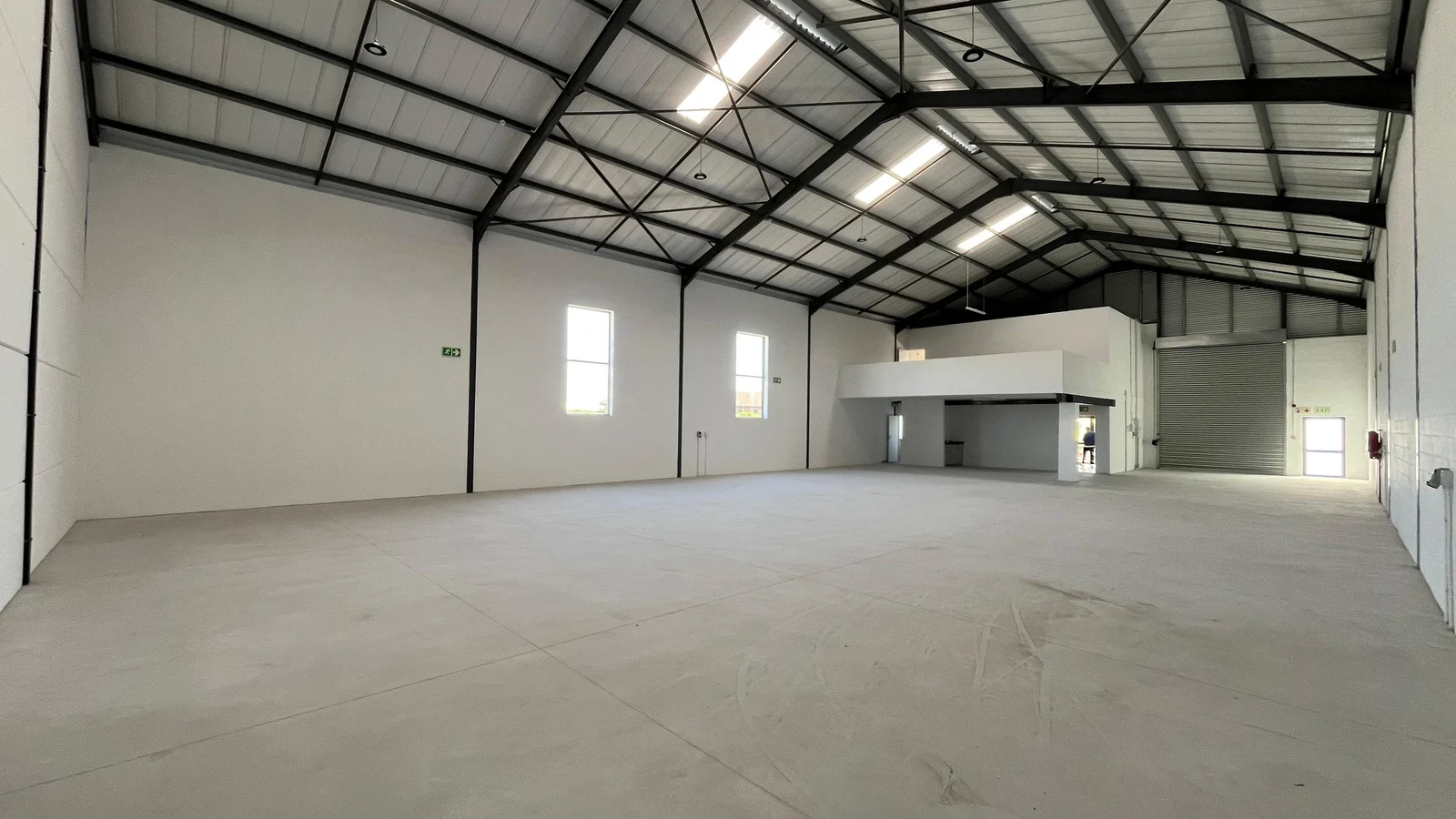 14 Legacy Park, 26 Magenta Lane, Blaauwberg Industrial Park, Killarney Gardens, Milnerton — photo 2