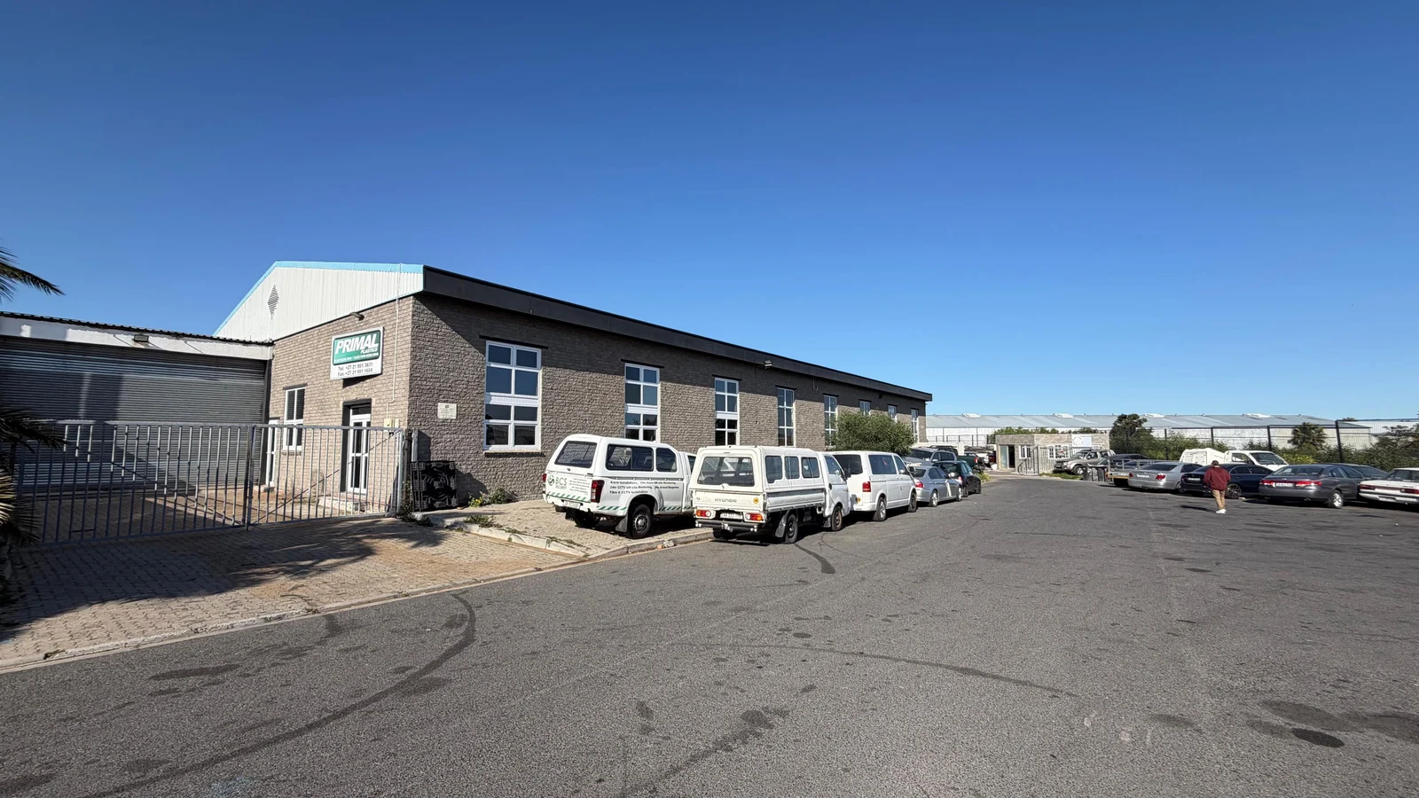 43 Mansell Road, Unit 1, Killarney Gardens, Milnerton — 1100m² Warehouse To Let in Killarney Gardens