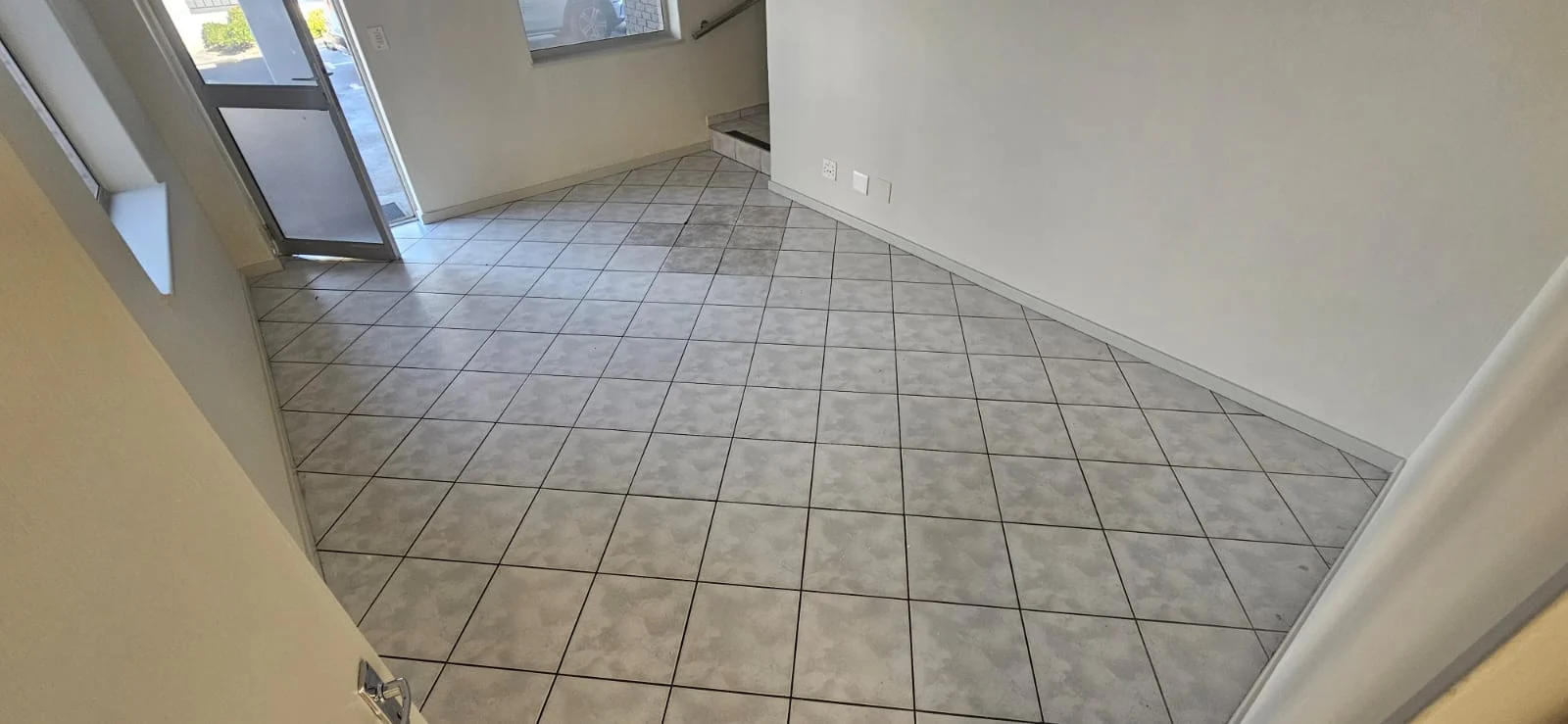 Unit 5 Castle Park, Killarney Gardens, Milnerton — photo 5