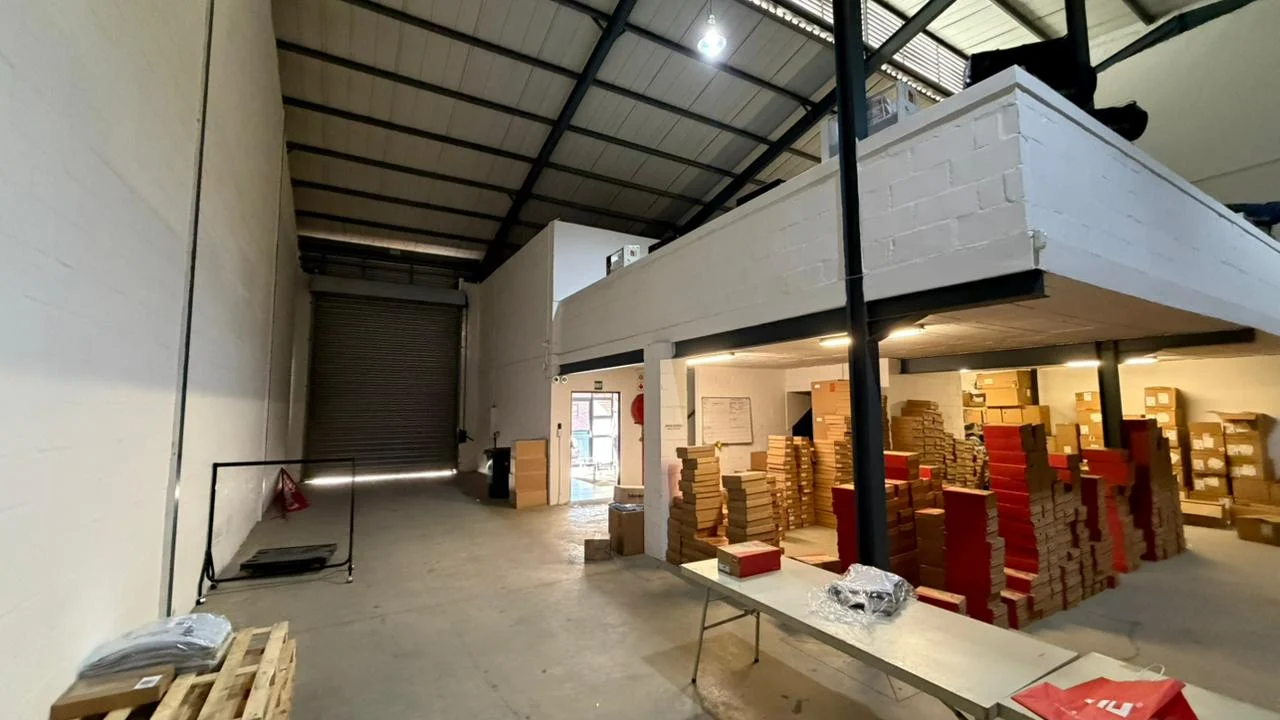 Unit 4 Oro Park Three, Blaauwberg Industrial Park, Killarney Gardens, Milnerton — photo 9