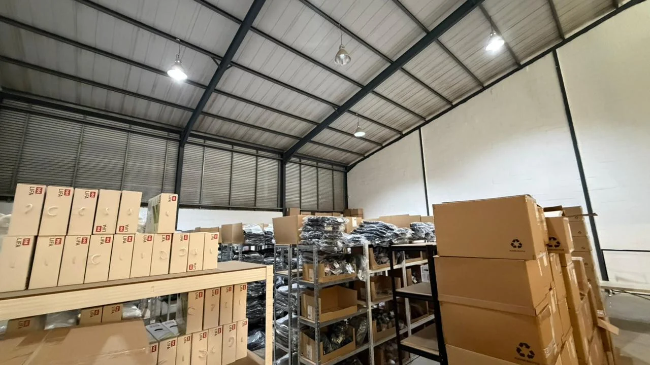 Unit 4 Oro Park Three, Blaauwberg Industrial Park, Killarney Gardens, Milnerton — photo 10