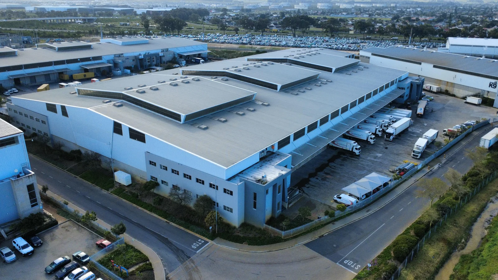 Unit 2 East Building, Montague Park, 4 Topaz Boulevard, Montague Gardens, Milnerton — 6,075m² Logistics Warehouse To Let | Montague Park | Montague Gardens