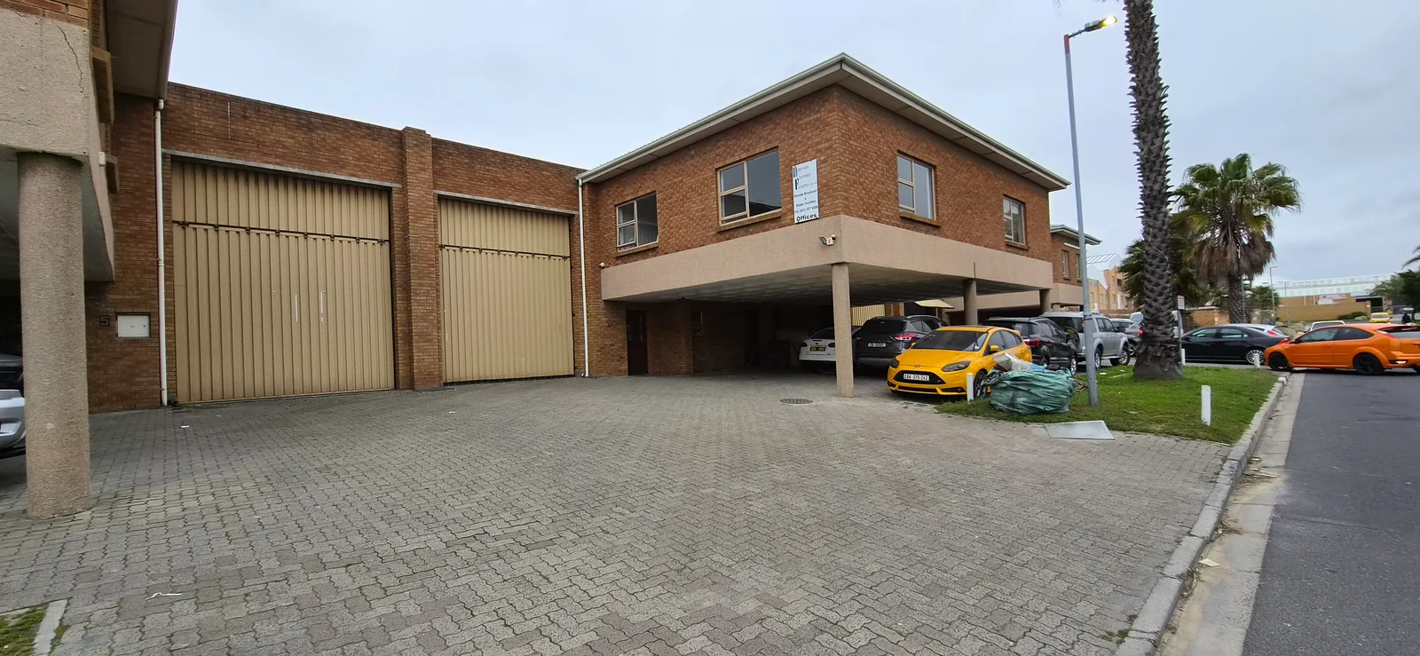 5 Cavi Court, Estoril Road, Killarney Gardens, Milnerton — 320m² Warehouse To Let | Killarney Gardens