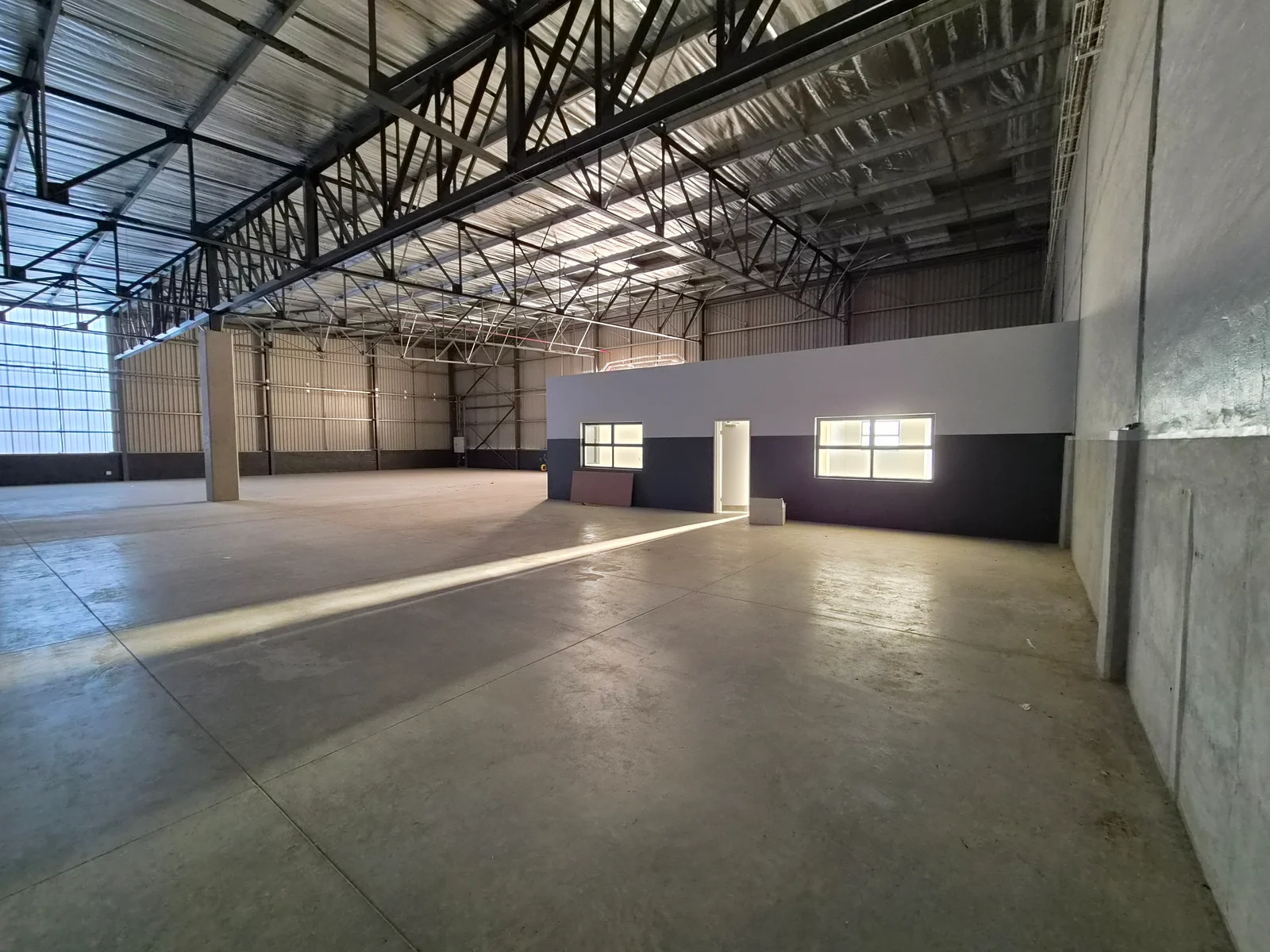 1 Atlantic Hills Industrial, Unit 1, 3 Atlantic Drive, Atlantic Hills, Milnerton — photo 4